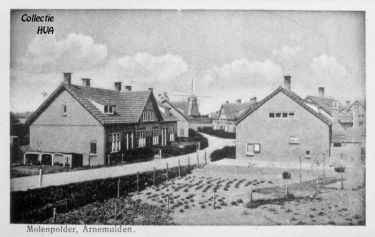 De nieuwgebouwde woningen in de Molenpolder.